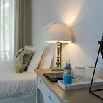 Casa Palmeiras Charming House - Azores 1901 Bed & Breakfast 3*