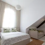 Casa Palmeiras Charming House - Azores 1901 Bed and breakfast