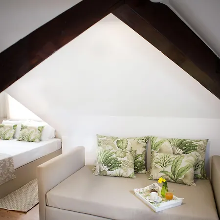 לינה וארוחת בוקר Casa Palmeiras Charming House - Azores 1901 3*