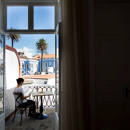 לינה וארוחת בוקר Casa Palmeiras Charming House - Azores 1901 3*