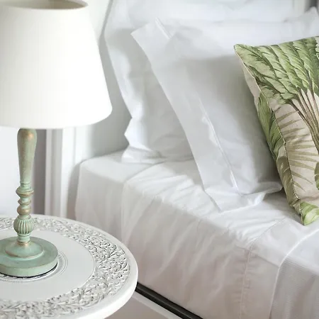 לינה וארוחת בוקר Casa Palmeiras Charming House - Azores 1901