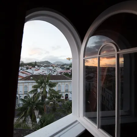 לינה וארוחת בוקר Casa Palmeiras Charming House - Azores 1901 Ponta Delgada