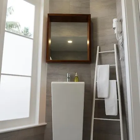 Casa Palmeiras Charming House - Azores 1901 3*